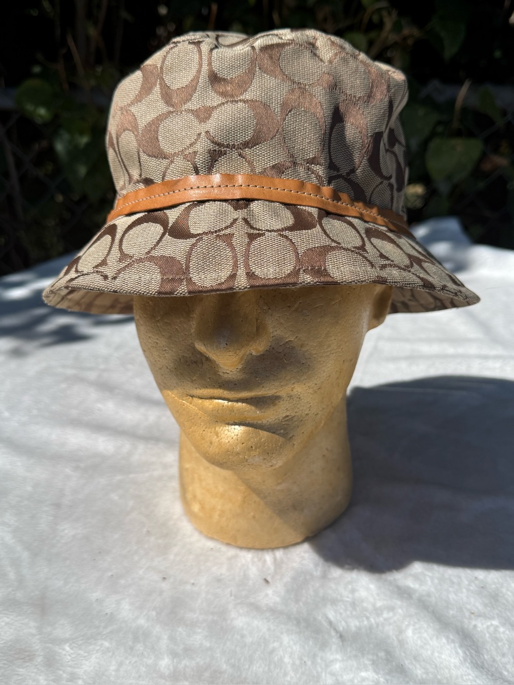 Coach Signature Bucket Hat in Tan/Brown Size XL